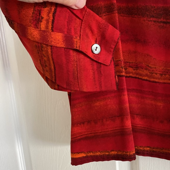 Red silk Chicos set with shell buttons - size 2 - Picture 7 of 15